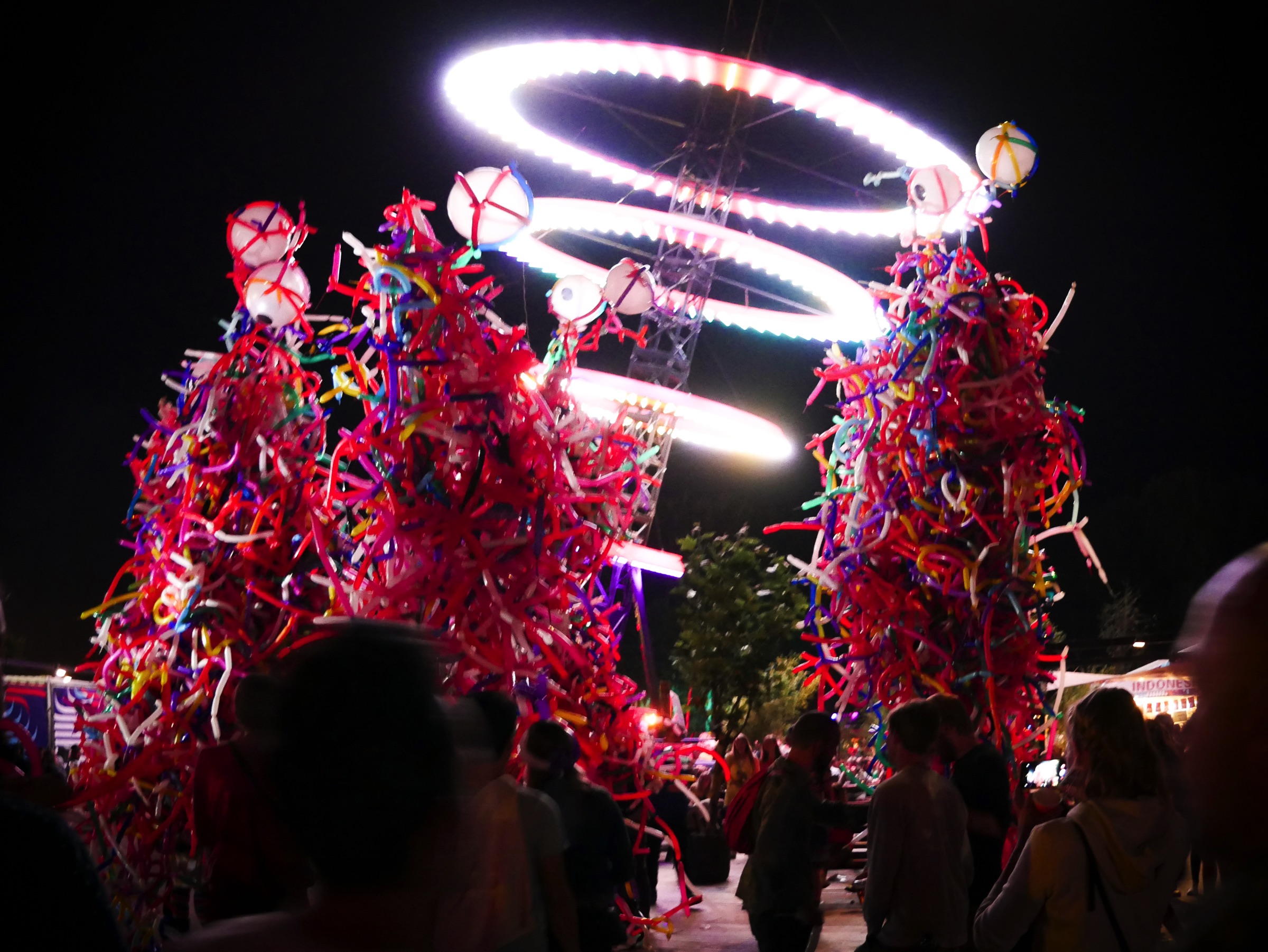 Bloons! Giant monsters from party DNA!